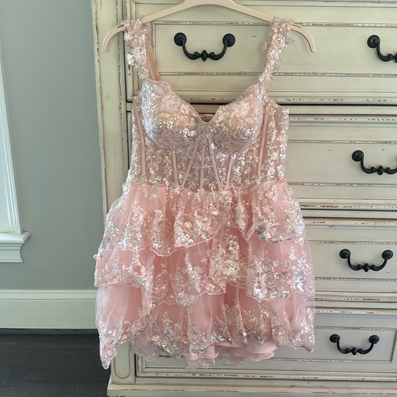 Pink Homecoming/Formal Dress size 12 - Picture 1 of 4